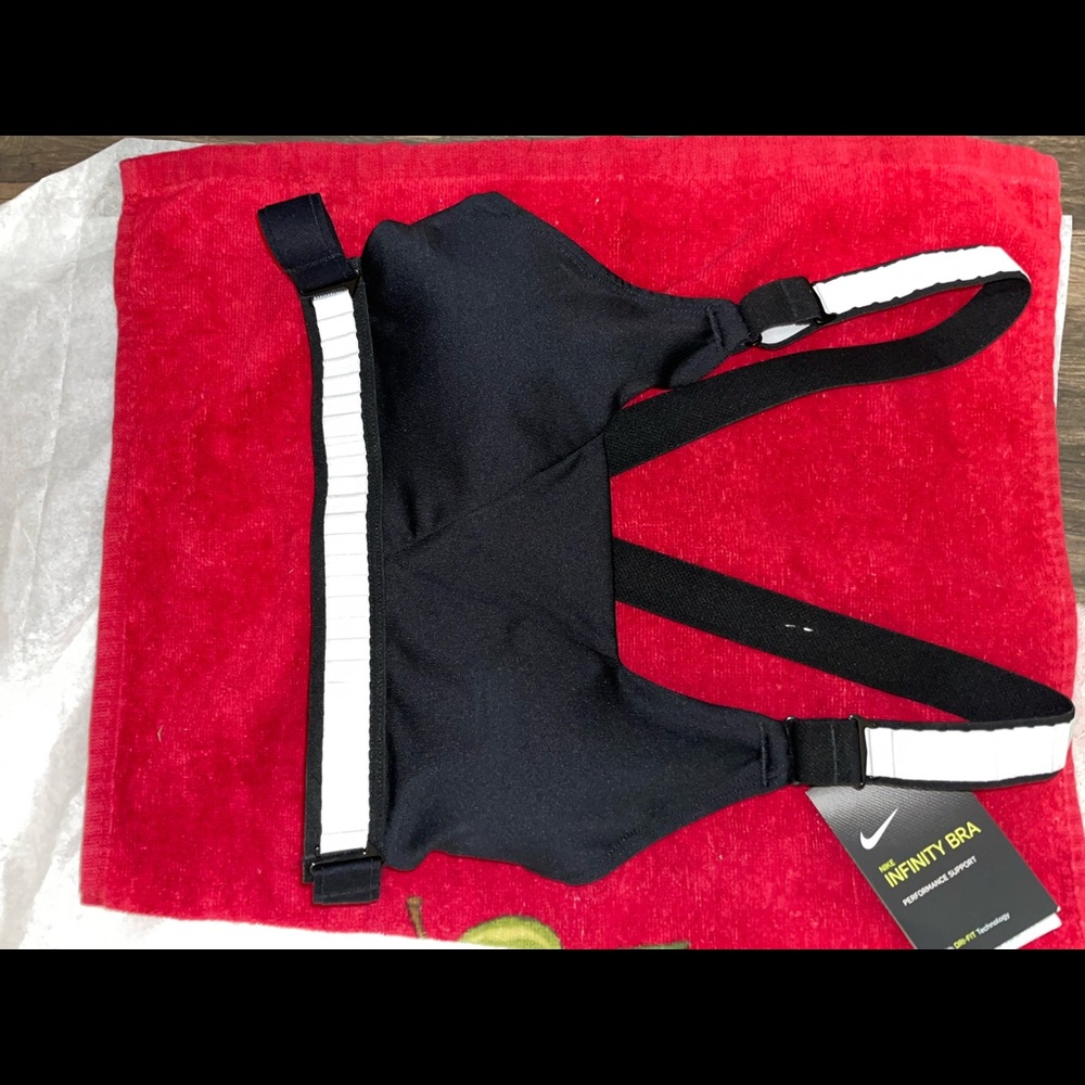 Nike Infinity Bra  X-Small - Picture 2 of 7